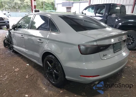 2015 Audi A3 2.0T Premium z USA, uszkodzony, nr VIN WAUBFGFF6F1009264